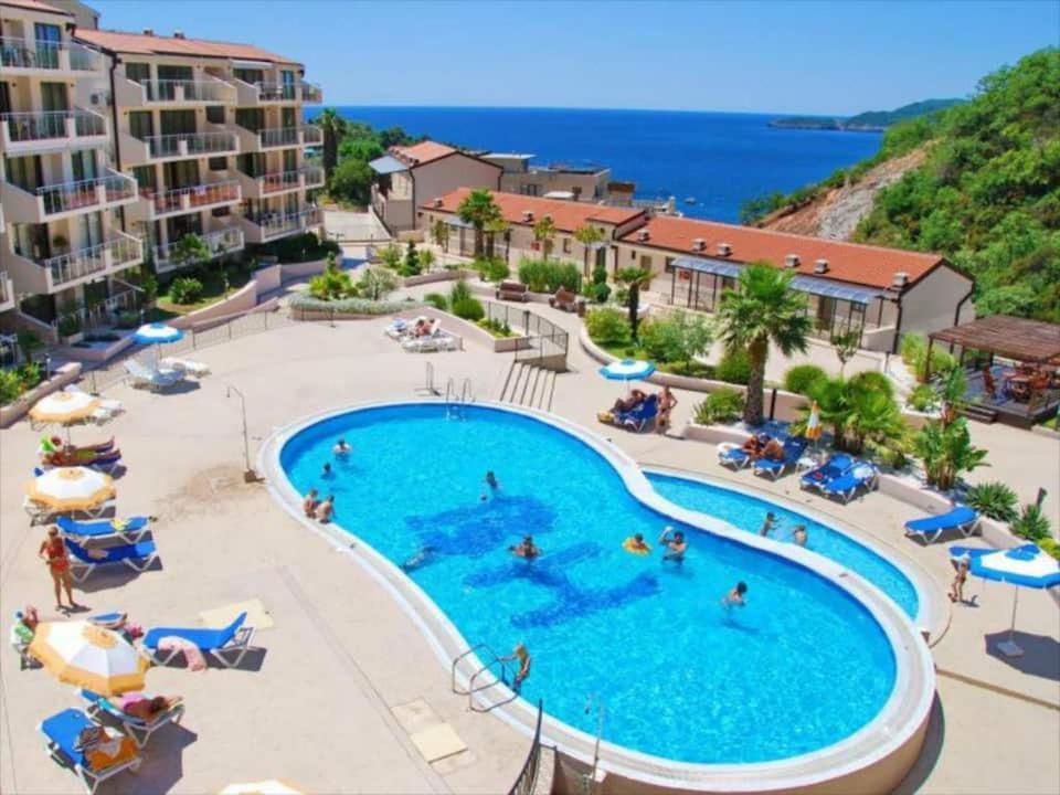 Beauty Apartment In Blue Star Complex Przno Montenegro Экстерьер фото